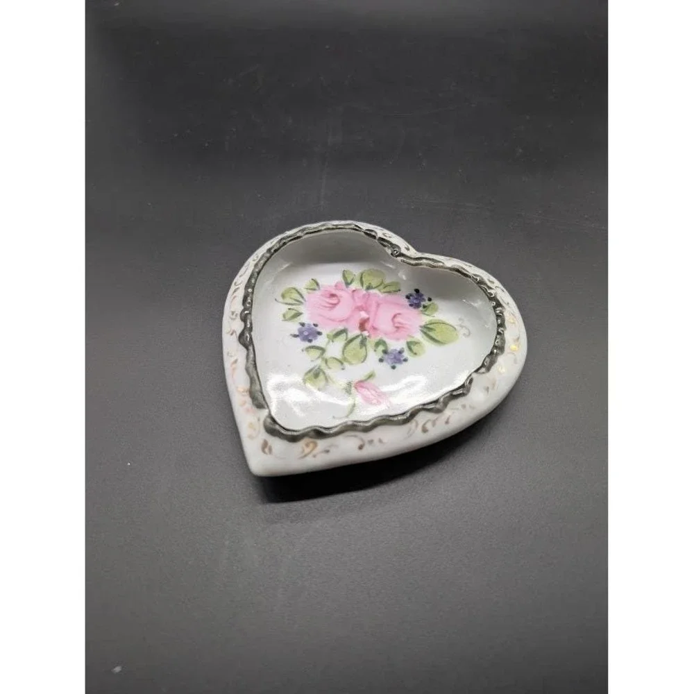 Antique Nippon Hand Painted Heart Shaped Porcelain Trinket Dish 4.5